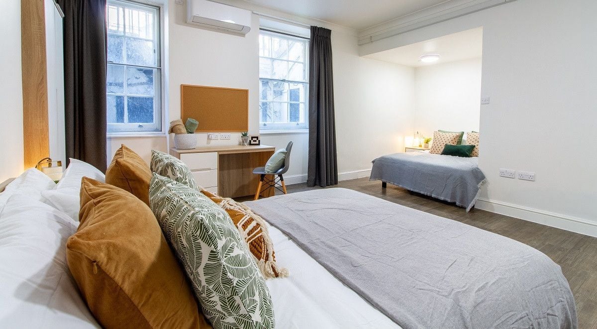 Platinum Twin Apartment